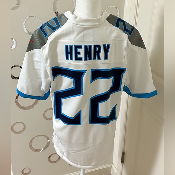 Tennessee Titans 22 Derrick Henry - Picture 1 of 3